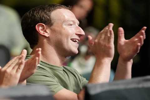 Mark Zuckerberg said its Threads community is 'on the trajectory I expect' despite its plummeting daily user base