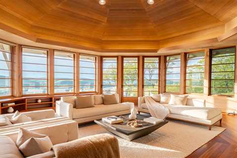 On the Market: A Massive Lloyd Wright, an English Cottage, and More Great Homes for Sale This Week