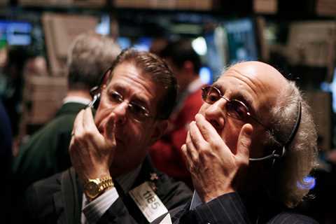Deflation could soon hit the US as real estate and stock prices are at risk of crashing, economist says
