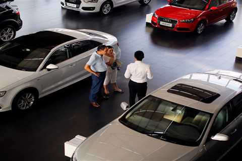 America's consumer-debt stress is mounting - mortgage rates top 7%, credit-card liabilities hit $1 trillion, and now auto-loan defaults are on the rise