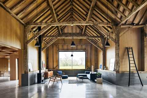 On The Market: A Floating Midcentury, an English Estate, and More Great Homes for Sale This Week