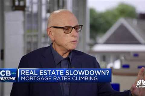 If you use 2021 to measure housing prices 'you're going to be disappointed': Douglas Elliman CEO