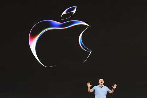 Apple's $200 billion valuation wipeout may foreshadow a post-US tech future 