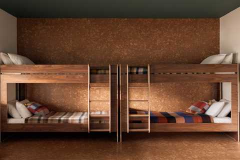 Before &amp; After: Every Day Is Summer Camp at This Groovy, ’70s-Inspired Cabin