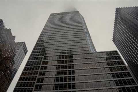 Bloomberg's Money Undercover: Real Estate Crisis