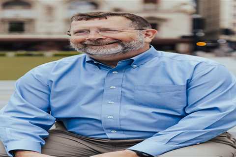 He's been at the same company for 50 years. Here's why he stayed so long and what he tells workers who want to jump from job to job. 