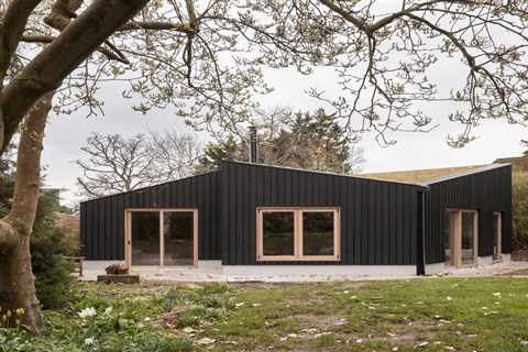 In England, a Couple Build a Serene Backyard Home for Aging in Place