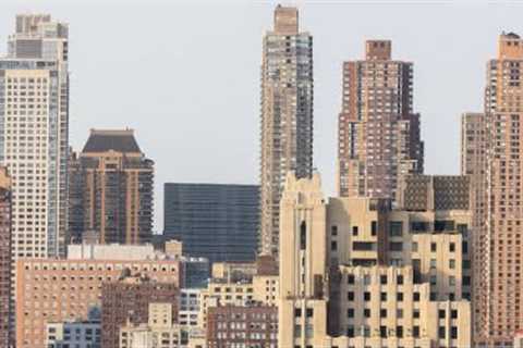 Money Undercover: Commercial Real Estate Crisis