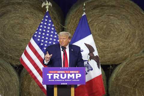 Trump vows to strip student visas from 'anti-Semitic foreigners' at US colleges if he wins the 2024 election