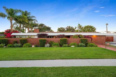 John Lautner’s Legendary Alexander House Hits the Market for $3.4M