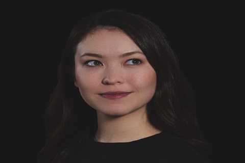 Founders Fund backed Jennifer Campbell's startup before she sold it to Coinbase for millions. Now she's looking to 'harpoon' a startup 'whale' as the firm's newest partner. 