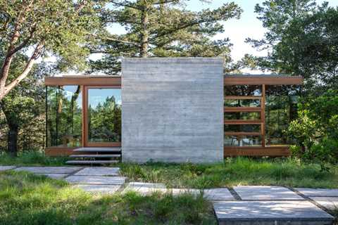 This Off-Grid Design Studio Feels Like It’s Floating in a Forest