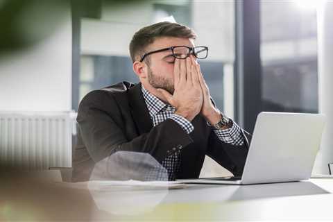 Middle managers are caught in a lose-lose between layoffs, burnout, and RTO policies. One millennial explains how he's handling the worst year ever.