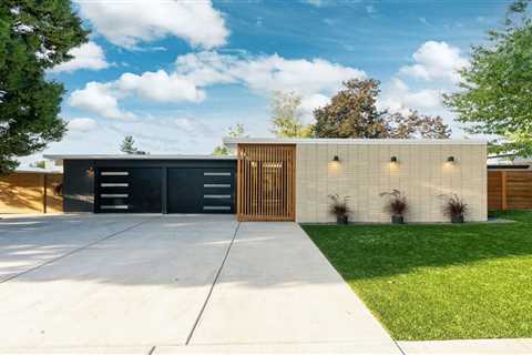 The Past Meets the Present in This Revamped Rummer Home Listed for $990K