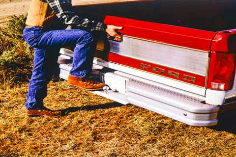 Ford offers the latest twist in the truck tailgate wars. Here's a look at 100 years of Ford tailgates.       