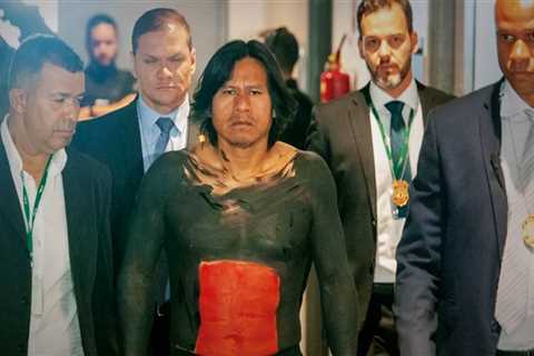 Brazilian Political Prisoner Chief Serere Xavante Travels to his Uncle’s Funeral, Risks Being Arrested Again, To Become Chief of all Xavante Tribes