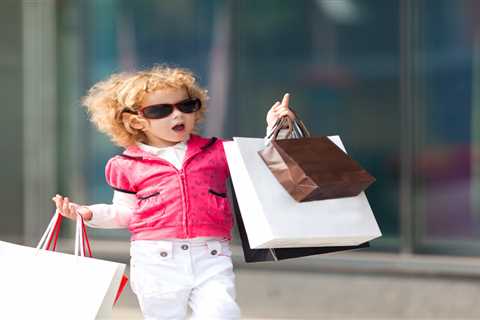 2 big signs that it will be a great holiday season for receiving gifts