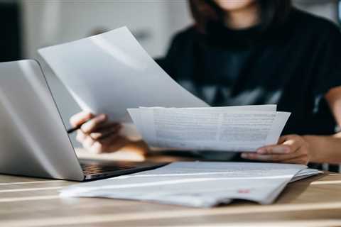I make $250K a year but still have financial anxiety and debt. A financial therapist is helping me let go of my shame &mdash; and set myself up for the future.