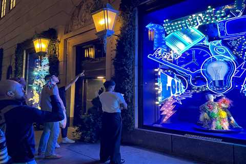We ranked the best holiday store windows on Fifth Avenue. See the winners. 