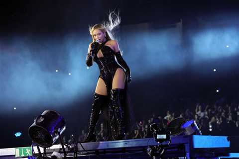 Beyoncé's net worth is more than half a billion dollars. Here's how she earns and spends her fortune. 