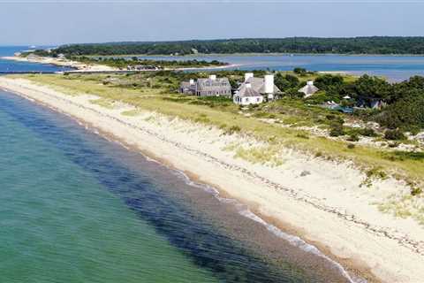 Diane Sawyer Lists Her Legendary Martha’s Vineyard Compound for $24M