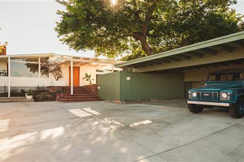 After an Airy Revamp, a Stunning Studio City Midcentury Seeks $2.7M