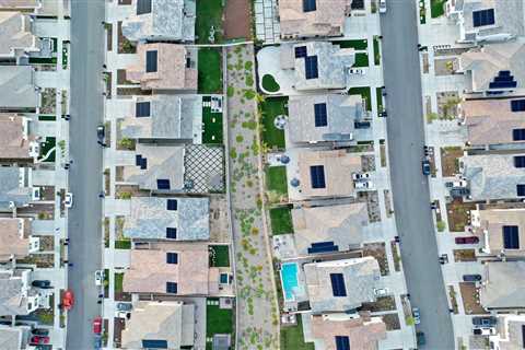 Would Blocking Private Equity From Buying Homes Really Fix the Housing Shortage?
