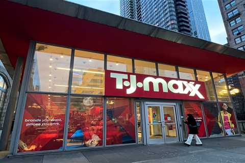 I compared TJ Maxx locations in the suburbs and the city. The prices were the same, but the shopping experiences couldn't have been more different.