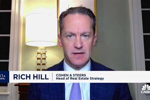 2024 will mark an inflection point in real estate investing: Cohen &amp; Steers' Rich Hill