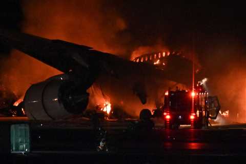 The Japan Airlines evacuation succeeded even though the intercom broke and 5 of 8 emergency exits were unusable