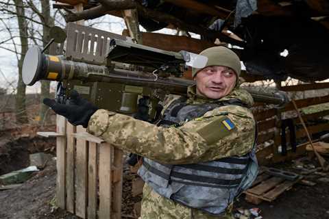 Russia is trying to mess up Ukraine's air defense by deploying decoy flares on its missiles, soldier says