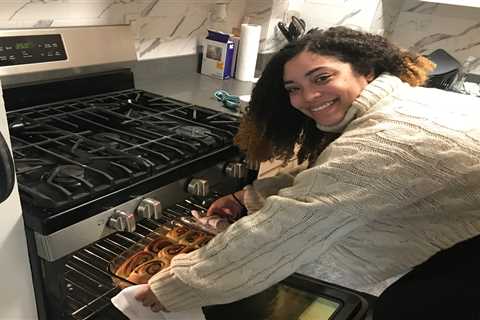 5 of the best celebrity chef recipes to try this year, according to a food reporter