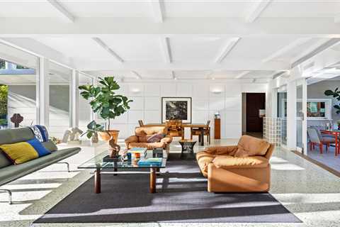 After a Three-Decade Reno, a Breezy Florida Midcentury Seeks $5M