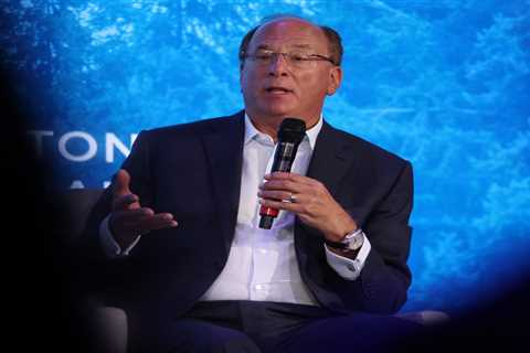 BlackRock is wrestling with succession planning. Here's the latest news on the biggest money manager.