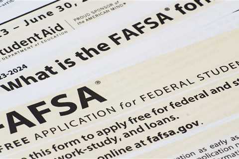The new FAFSA form for 2024 was supposed to streamline the process. It took me 13 hours to complete &mdash; and only thanks to Reddit.