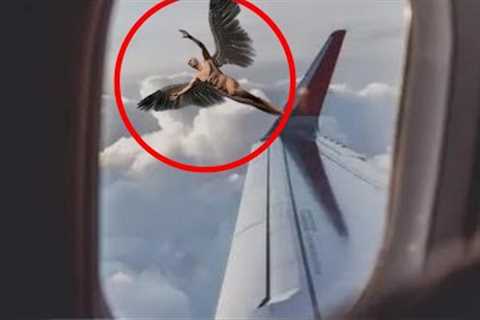 Passenger Caught A Moment That Can't Go Unnoticed..