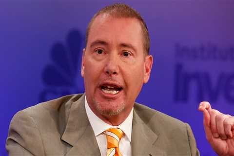 The stock market has shades of the dot-com and housing bubbles as investors move into 'junkier things,' warns Jeffrey Gundlach