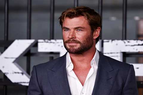 At 40, Chris Hemsworth has a new longevity workout routine &mdash; adding booty bands and going easy on weight machines