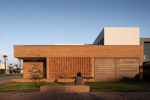 Hobbie Rooms, Light-Filled Hallways, and Courtyards Set a Couple Up for Retirement in Mexico