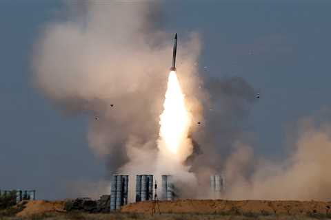 Greece's S-300 missiles could bolster Ukraine's air defenses at a critical moment