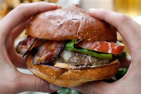 How to make quick and easy air fryer hamburgers
