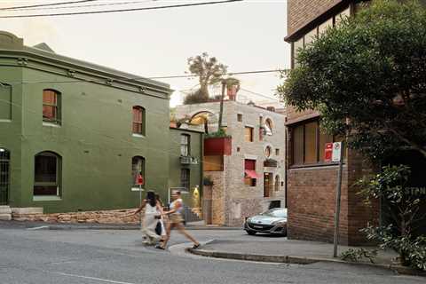 Mix-and-Match Windows Are Only the Start of the Fun at This Warehouse-Turned-Residence in Sydney