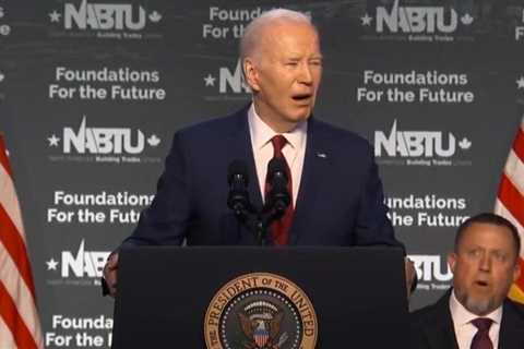 Joe Biden Falls Apart During DC Speech, Reads Teleprompter Instructions: “Four More Years! Pause.” (VIDEO)