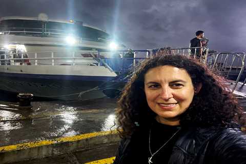 I took a 20-minute ferry ride from Europe to Asia for $1. I was shocked I didn't see more tourists on board. 