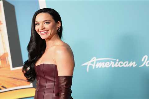 Katy Perry finally gets the keys to a $15 million mansion after the seller tried to back out of the deal