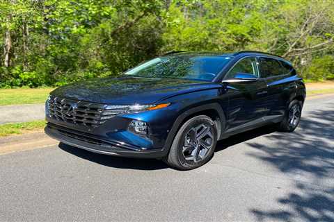 I drove Hyundai's $41,000 Tucson Hybrid SUV. These were my 16 favorite features.