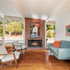 For $1.7M, You Can Scoop Up a SoCal Eichler in Tip-Top Shape