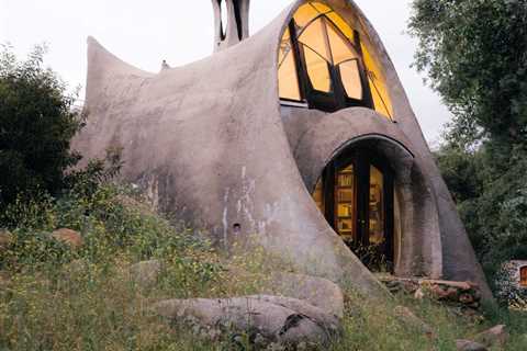 Want to Live Like a Hobbit? This $775K SoCal Home Is Straight Out of Middle Earth