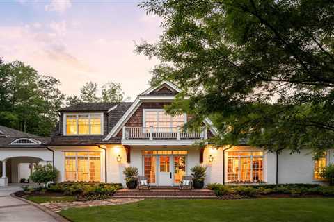 A New England Shingle-Style Home in Atlanta Seeks $5.3M