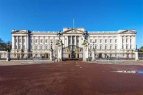 Monzo fined £21m after fraudsters open accounts using ‘Buckingham Palace’ as home address